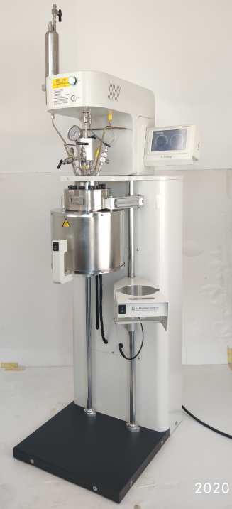 AC全自动反应釜(图1) AC全自动反应釜(图1)